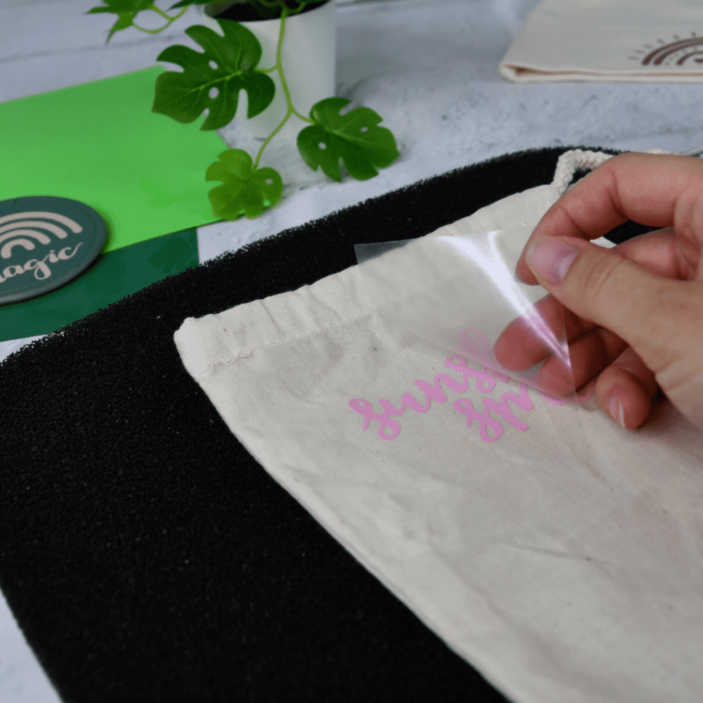 Transfermaterial abziehen