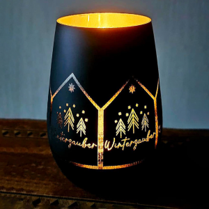 Mit diesem Windlicht schaffst du in deinem Zuhause eine gemütliche Atmosphäre