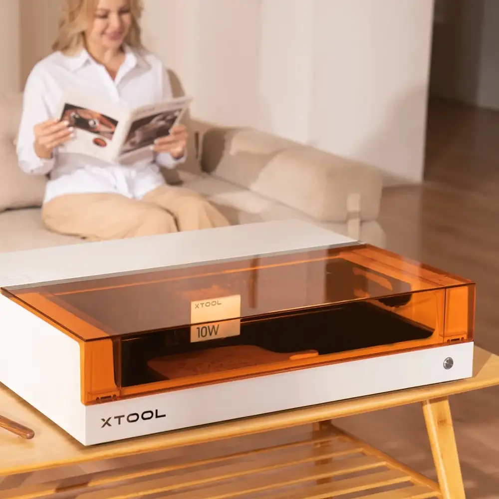 Holen Sie sich Ihren xTool Laser in weiß bei hobbyplotter.de