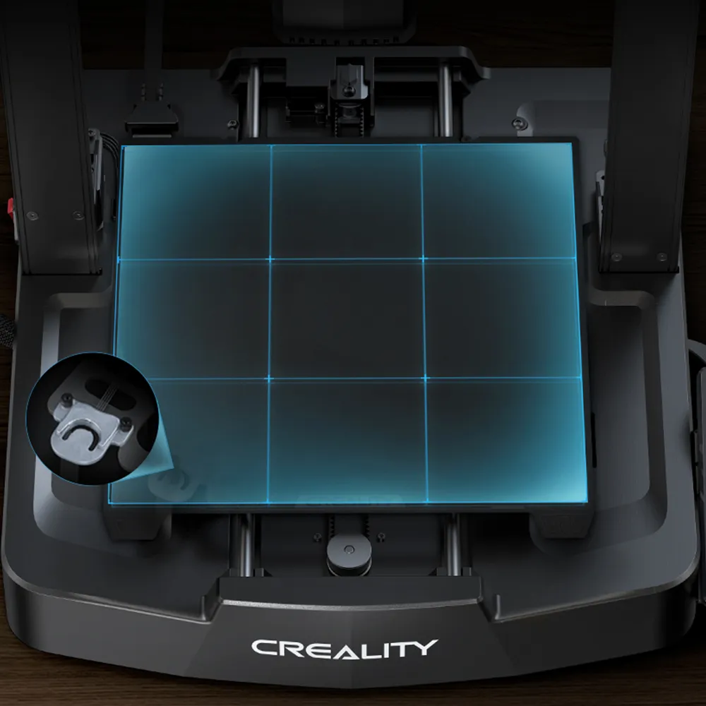 Der 3D Drucker kontrolliert automatisch das Druckbett.