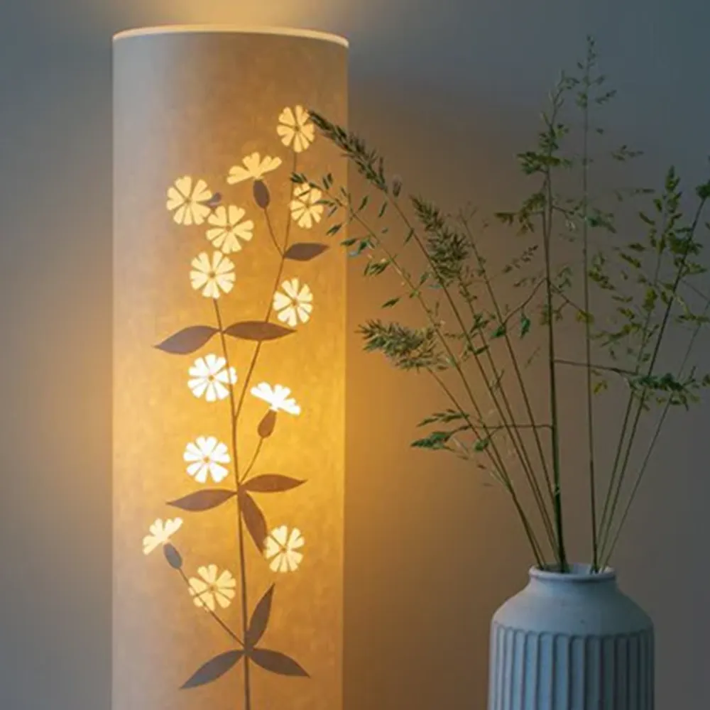 Ein gelastere Papierlampe mit dem Falcon Pro