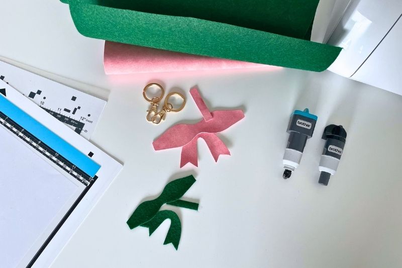 Schleifen plotten Weihnachtsgeschenk