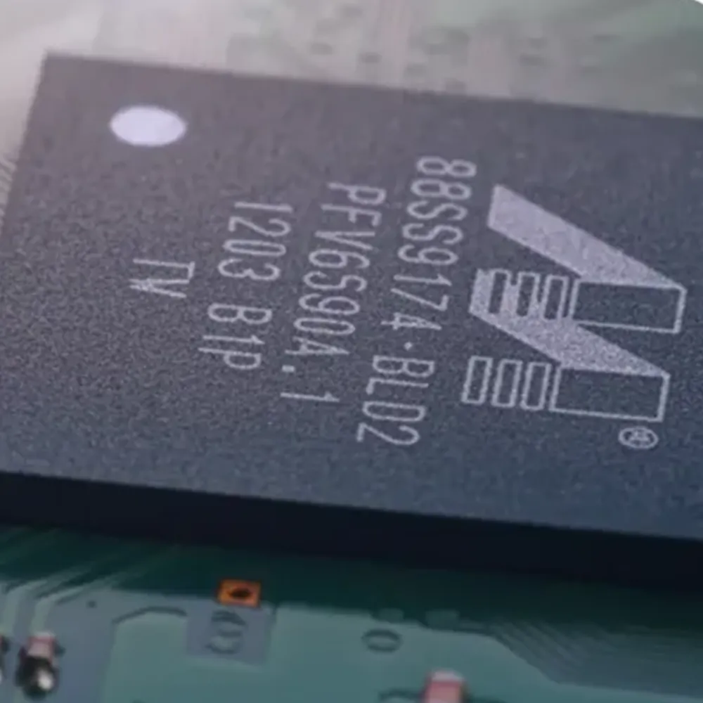 Mit dem xTool UV Laser können Sie einfach präzise und filigrane Motive umsetzen.