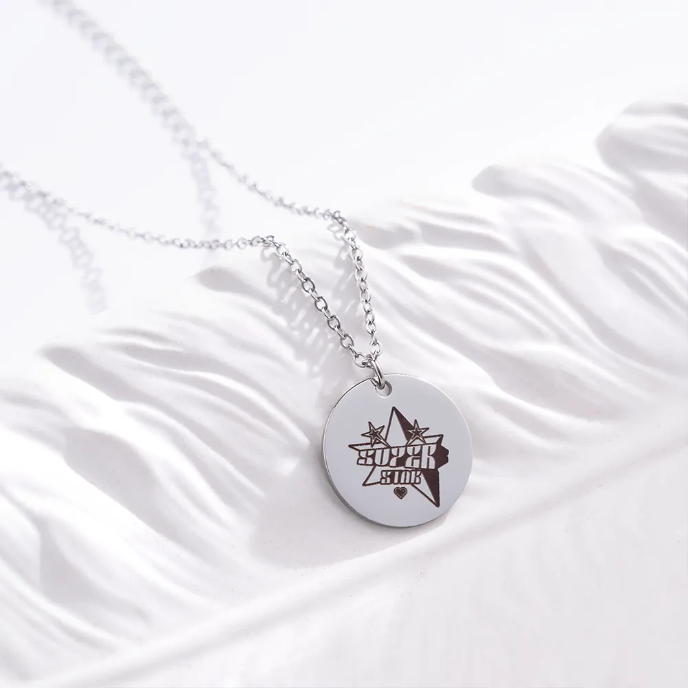 Filigrane und individuelle Designs können auch auf Schmuck umgesetzt werden mit dem F2