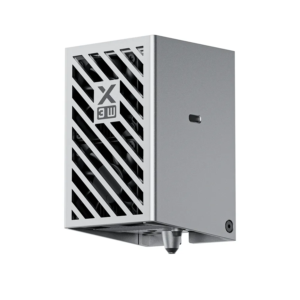 Das Infrarotmodul des xTool M2 ist ideal für das gravieren von Metallen.