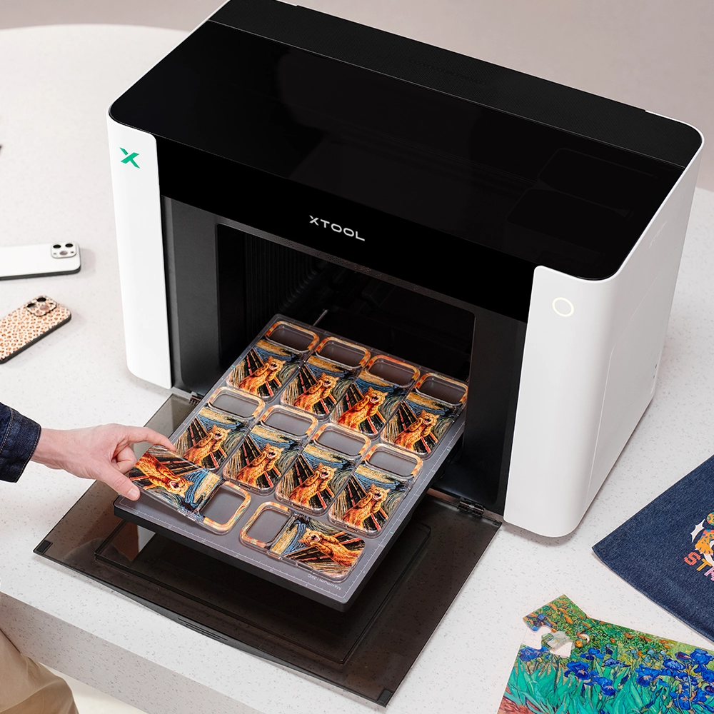 Dank der Pixel Scan Technologie kann der xTool O1 passgenau drucken.