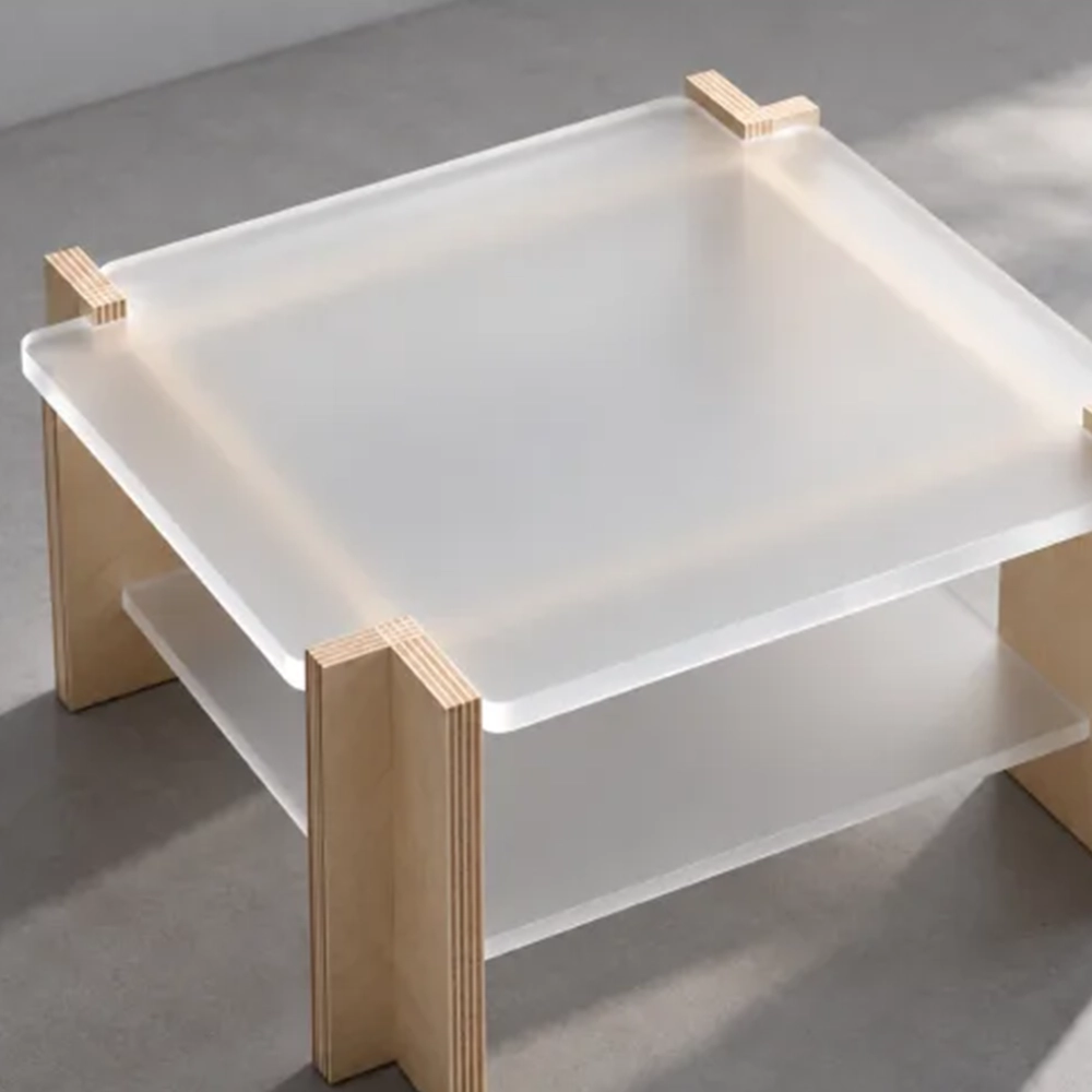 Auch dickeres Acryl und Holz kann mit dem xTool X1 Laser geschnitten und verarbeitet werden.
