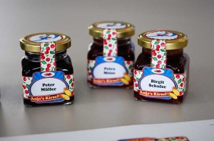 kreative, selbst gemachte Tischkarten